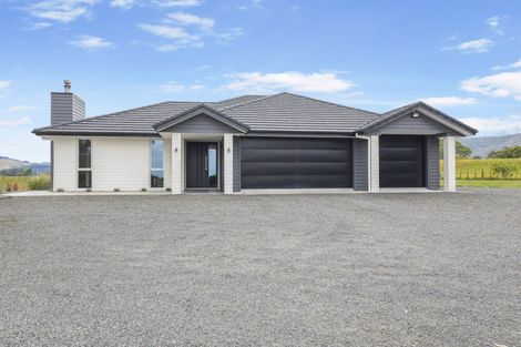 Photo of property in 335 Muhunoa Road East, Muhunoa East, Levin, 5570