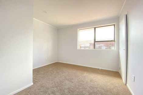 Photo of property in 71 Kennedy Avenue, Forrest Hill, Auckland, 0620