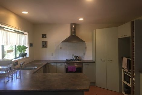 Photo of property in 11 Hercules Drive, Henderson, Auckland, 0612