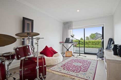 Photo of property in 29 Walter Lawry Road, Paerata, Pukekohe, 2124