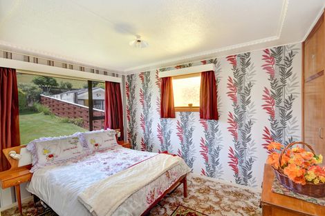 Photo of property in 30 Bayne Terrace, Macandrew Bay, Dunedin, 9014