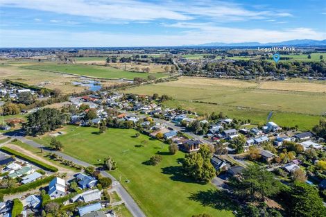 Photo of property in 88 Queens Avenue, Waikuku Beach, 7402