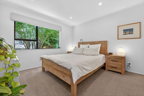 Photo of property in 2/31 Verran Road, Birkenhead, Auckland, 0626