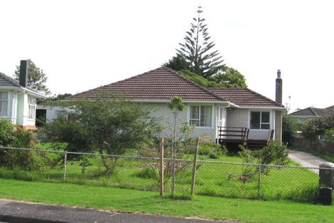 Photo of property in 42 Kervil Avenue, Te Atatu Peninsula, Auckland, 0610
