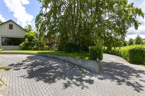 Photo of property in 214 Mapara Road, Acacia Bay, Taupo, 3385