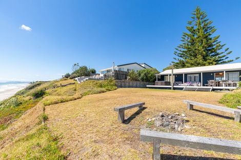 Photo of property in 279 Pukehina Parade, Pukehina, Te Puke, 3189