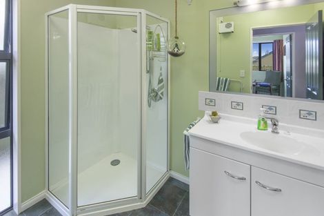 Photo of property in 24b Solway Street, Holmes Hill, Oamaru, 9401