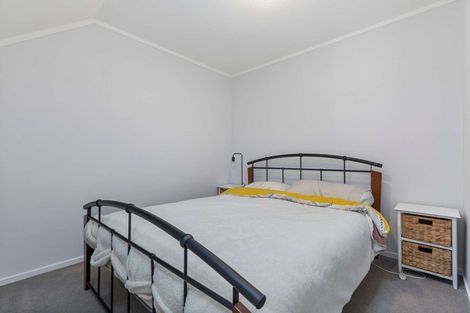 Photo of property in 2 Blumhardt Place, Avondale, Auckland, 1026