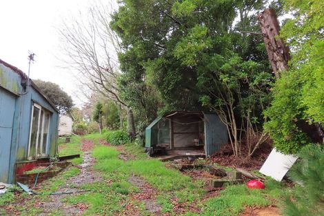 Photo of property in 1008 East Coast Road, Fairview Heights, Auckland, 0630