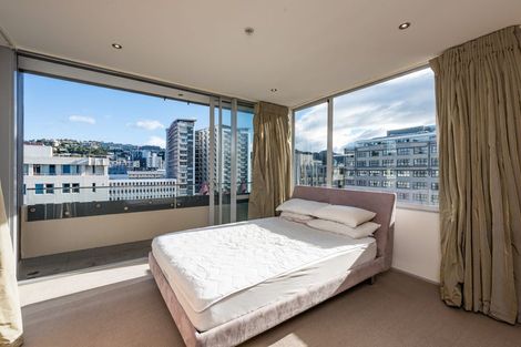 Photo of property in Sanctum Apartment, 10 Ebor Street, Te Aro, Wellington, 6011