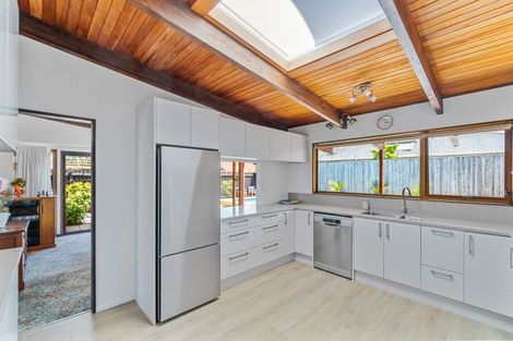 Photo of property in 9 Noumea Place, Mairangi Bay, Auckland, 0630