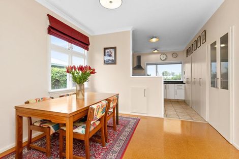 Photo of property in 19 Guys Hill Road, Hospital Hill, Napier, 4110