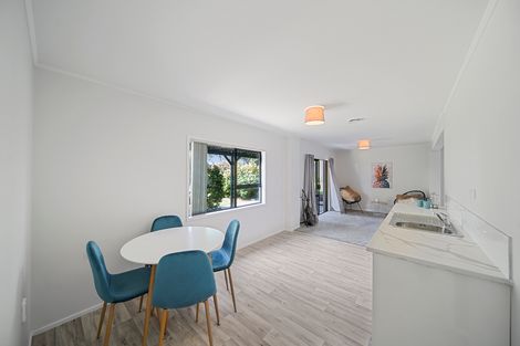 Photo of property in 6 Noble Street, Waiuku, 2123