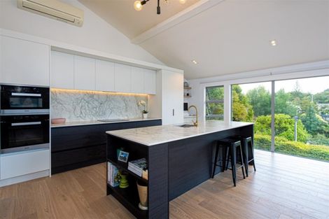 Photo of property in 104 Castor Bay Road, Castor Bay, Auckland, 0620