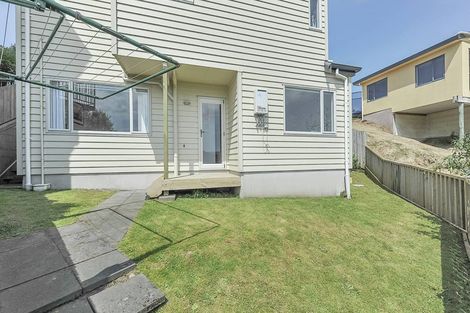 Photo of property in 42a Landsdowne Terrace, Karori, Wellington, 6012