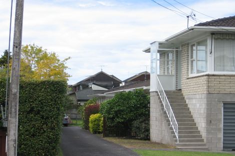 Photo of property in 3/765 Beach Road, Browns Bay, Auckland, 0630