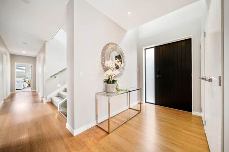 Photo of property in 674 East Coast Road, Pinehill, Auckland, 0630