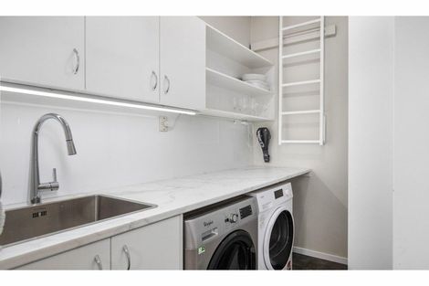 Photo of property in 111 Tarbert Street, Alexandra, 9320