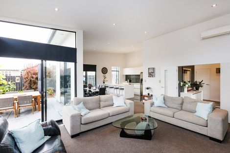 Photo of property in 33 Union Street, Hokowhitu, Palmerston North, 4410