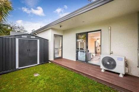 Photo of property in 9/17 Neta Grove, Henderson, Auckland, 0612