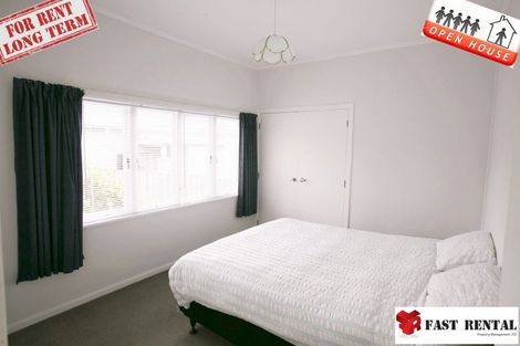 Photo of property in 1/39 Rangitoto Terrace, Milford, Auckland, 0620