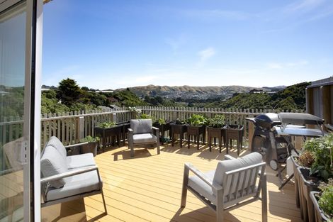 Photo of property in 13/6 Bushland Grove, Paparangi, Wellington, 6037