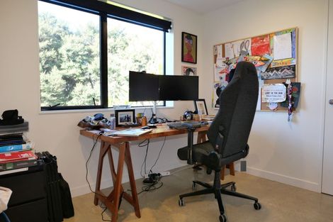 Photo of property in 3 Te Heke Place, Waikanae, 5036