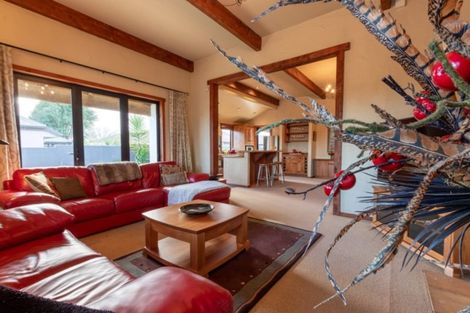 Photo of property in 21 Alba Place, Cambridge, 3434