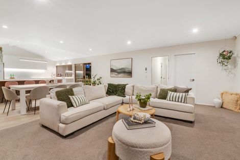 Photo of property in 18 Glengarry Avenue, Manly, Whangaparaoa, 0930