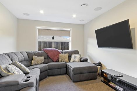 Photo of property in 8 Bargrove Close, Halswell, Christchurch, 8025