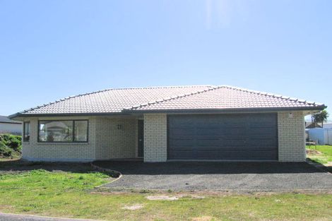 Photo of property in 29 Charles Green Drive, Cooks Beach, Whitianga, 3591