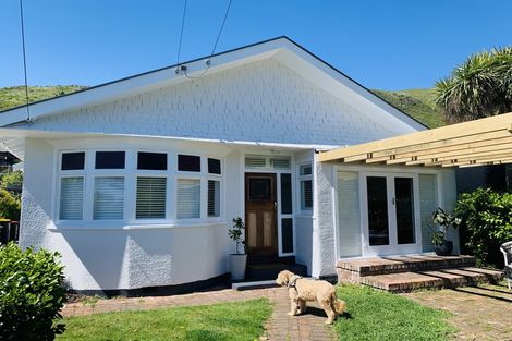 Photo of property in 11 Clark Street, Sumner, Christchurch, 8081