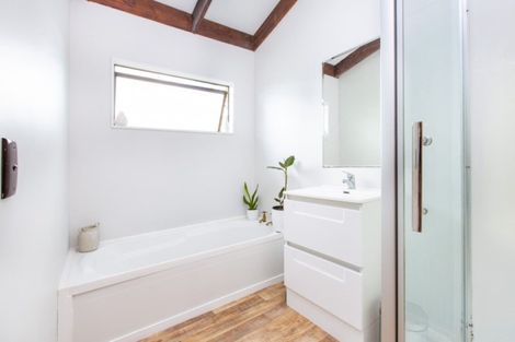 Photo of property in 404 Cambridge Road, Te Awamutu, 3800