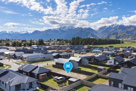 Photo of property in 10 Barton Street, Lake Hawea, 9382