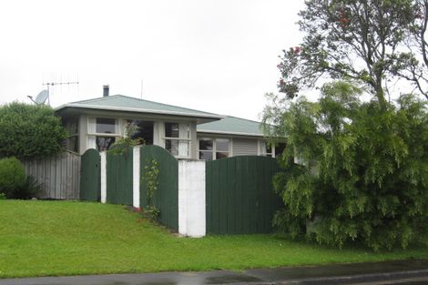 Photo of property in 17 Kokich Crescent, Onerahi, Whangarei, 0110