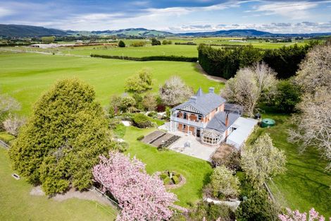 Photo of property in 108 Limeworks Road, Circle Hill, Milton, 9291