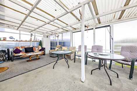 Photo of property in 65 Cargill Street, Papakura, 2110