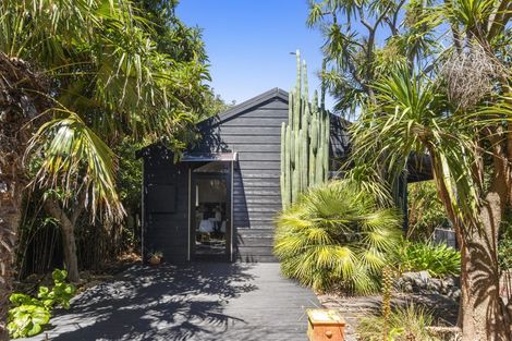 Photo of property in 22 Larnach Street, Waimairi Beach, Christchurch, 8083