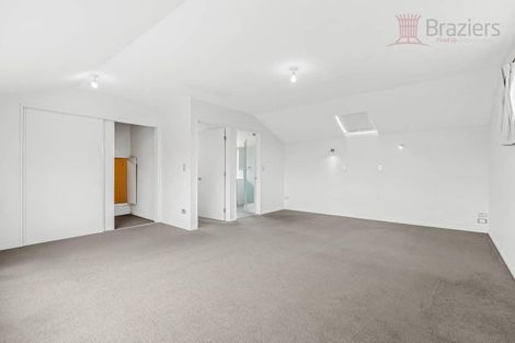 Photo of property in 5 Halliwell Avenue, Papanui, Christchurch, 8052