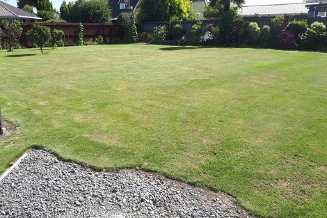 Photo of property in 107 Grimseys Road, Redwood, Christchurch, 8051