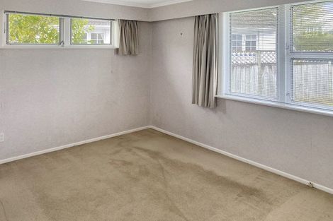 Photo of property in 2b Sutherland Avenue, Silverstream, Upper Hutt, 5019