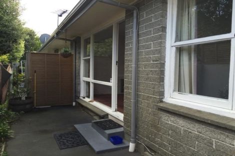 Photo of property in 2/96 Aikmans Road, Merivale, Christchurch, 8014