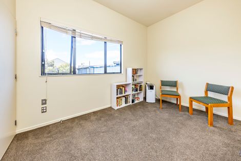 Photo of property in 5v Dryden Place, Mount Wellington, Auckland, 1051