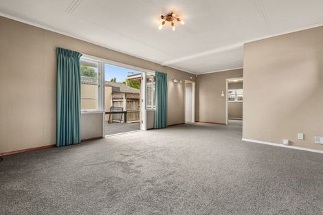 Photo of property in 7 Saint Albans Avenue, Hokowhitu, Palmerston North, 4410