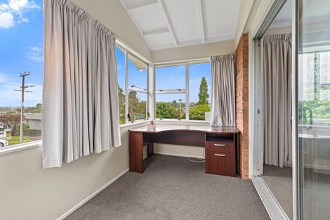 Photo of property in 19 Otumoetai Road, Judea, Tauranga, 3110