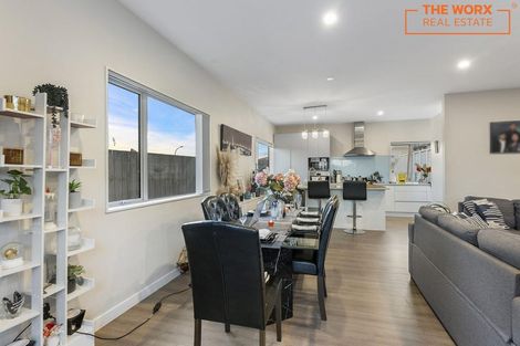 Photo of property in 11 Regis Park Drive, Pukekohe, 2120