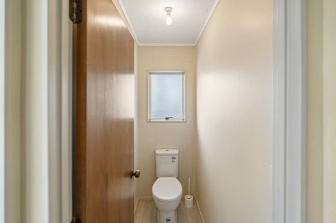 Photo of property in 51b Birkdale Road, Birkdale, Auckland, 0626