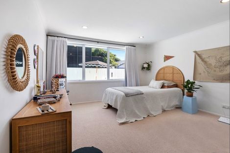 Photo of property in 121a Oceanview Road, Mount Maunganui, 3116