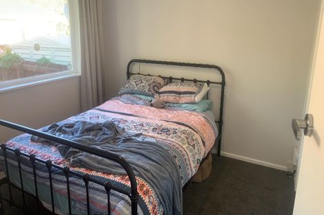 Photo of property in 17a Heather Grove, Fairfield, Lower Hutt, 5011