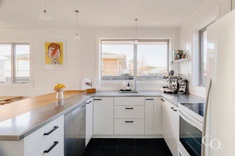 Photo of property in 10 Golf Road, Mount Maunganui, 3116